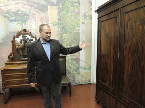 Благодаря реставратору из Петербурга многие посетители музея-крепости смогут сами увидеть ценную мебель