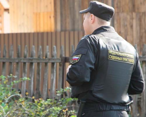 В Бердске была арестована крупная партия мебели.